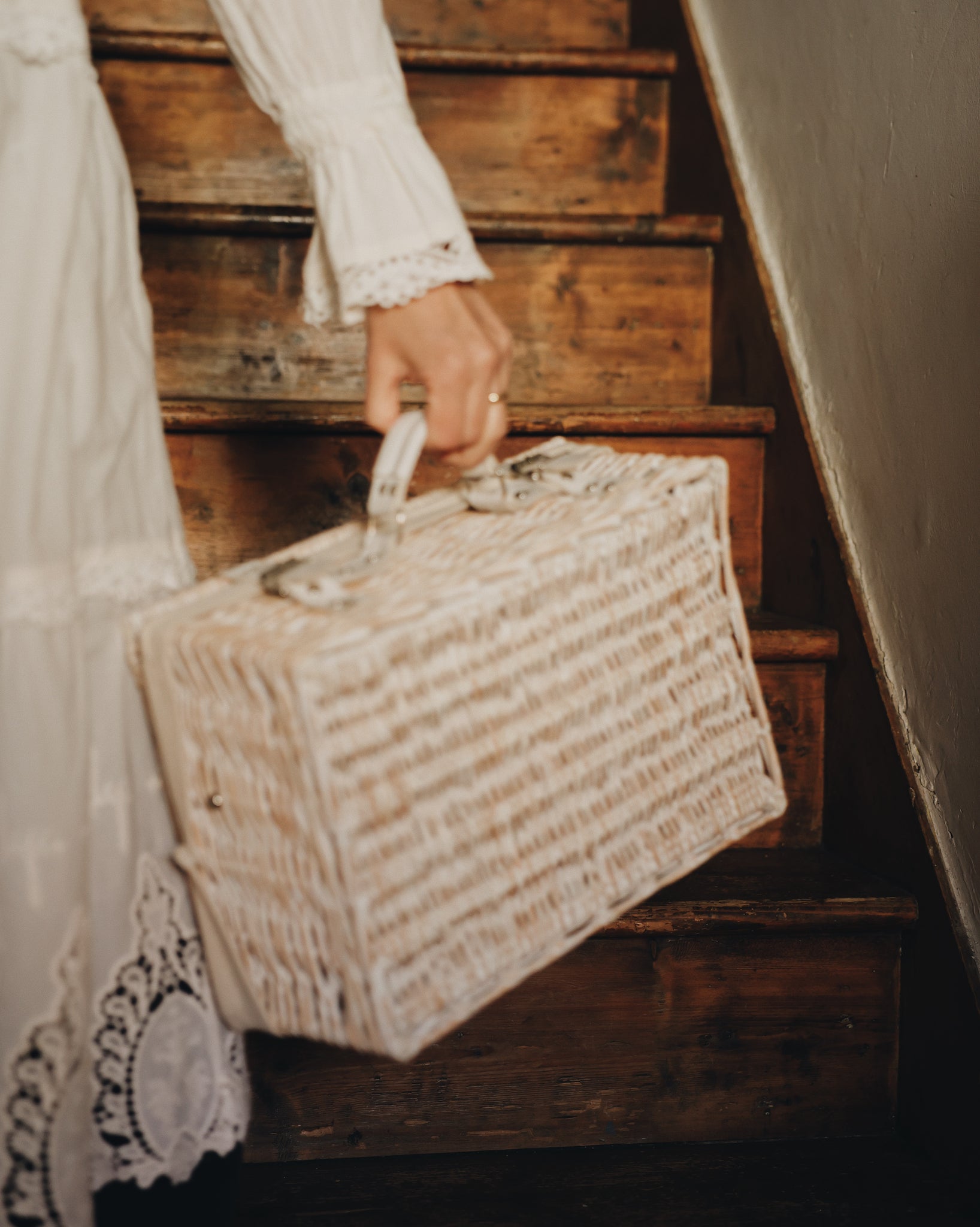 PREODER The 24 Days of Christmas Chapter Advent Hamper